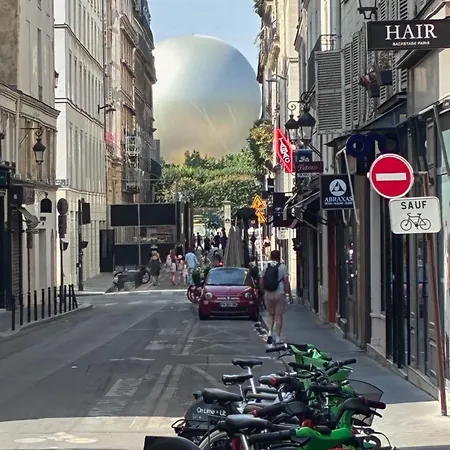 Marche St-honore Daire Paris