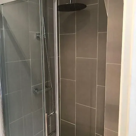 Apartment Marche St-honore