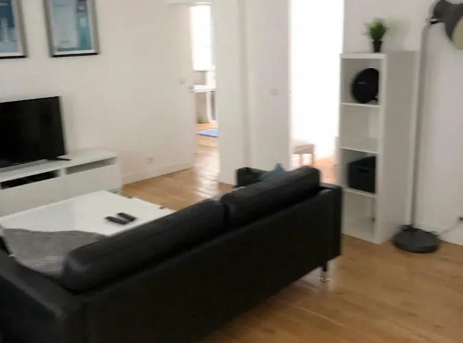 Marche St-honore Apartment *